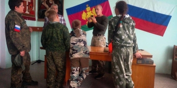 Участник СВО провел занятия с казачатами клуба «Гридь»