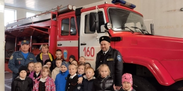 В Тихорецком районе для казачат провели экскурсию в пожарной части