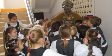 Белореченский казак провел патриотический урок для школьников