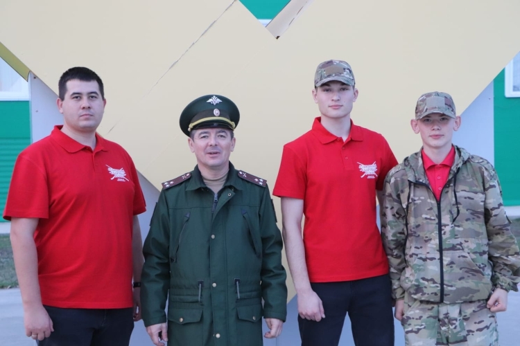 Казачья молодежь посетила военный полигон