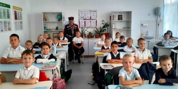 Казак-наставник рассказал подрастающему поколению о казачестве