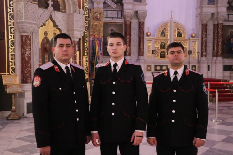 Казаки посетили войсковой собор в Новочеркасске