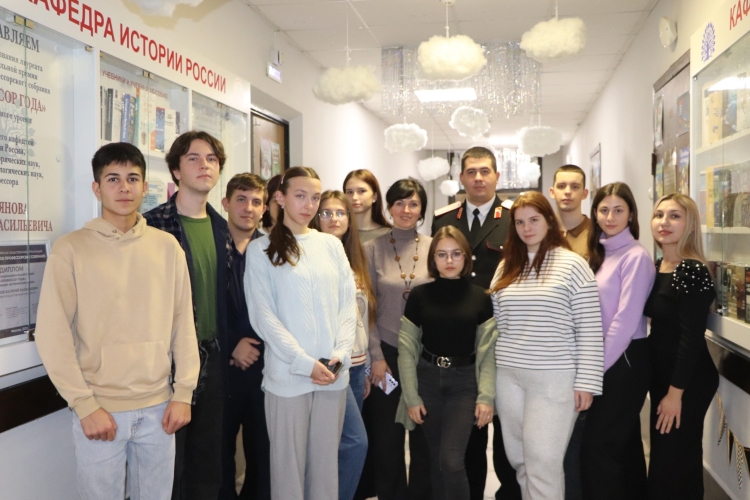 Председатель Союза казачьей молодежи Кубани провел лекцию для студентов