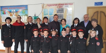 В школе Новопокровского района открыли Парту Героя