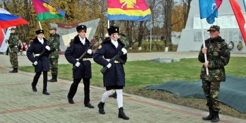 Динские казачата приняли участие в мероприятии в честь Дня неизвестного солдата