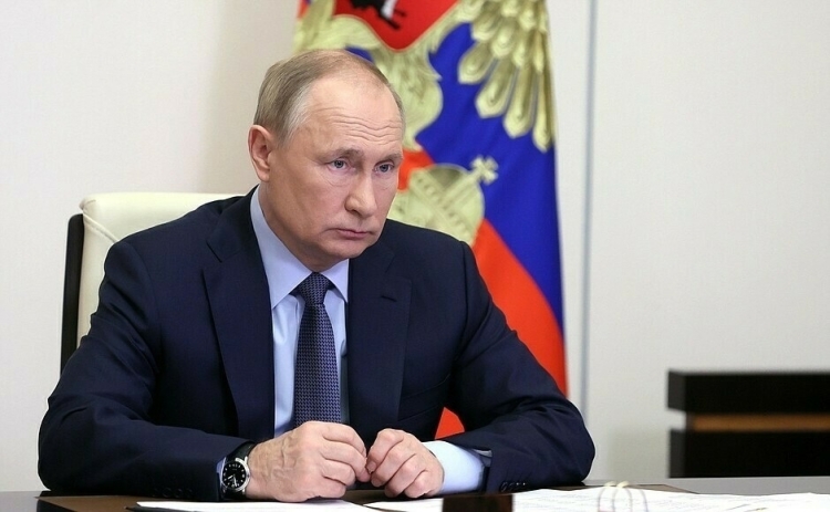 Сегодня Президент России, наш лидер, Владимир Владимирович Путин принял решение баллотироваться на выборах в 2024 году