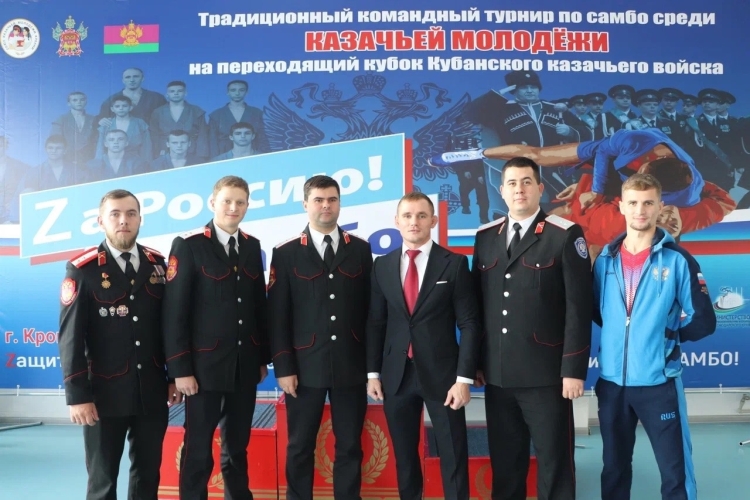 В Кавказском районе прошел турнир по самбо среди казачьей молодежи