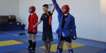Для кадет прошли соревнования по самбо и рукопашному бою