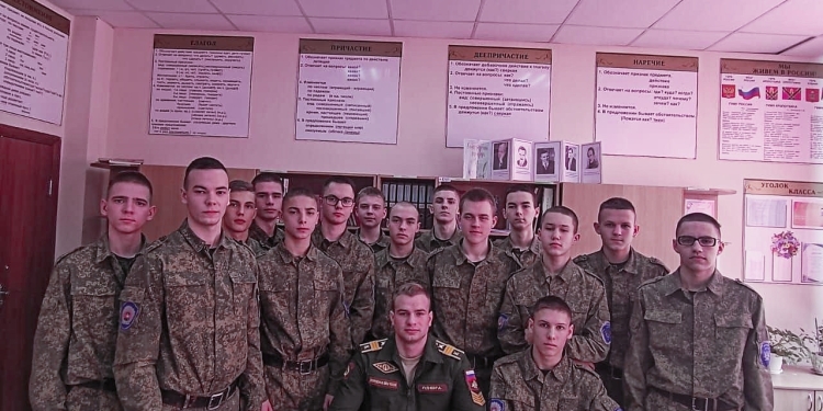 Для выпускников кадетов проводят профориентационные встречи