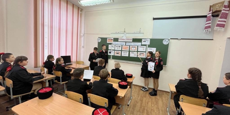 Казачатам Кавказского района рассказали о налоговой грамотности