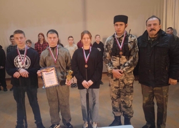 Казачья молодежь приняла участие в турнире по пулевой стрельбе из пневматической винтовки