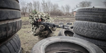 Выселковские казачата продолжают тренировки в школе молодого бойца имени В. Колядова