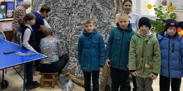 Казачата приняли участие в плетении маскировочных сетей