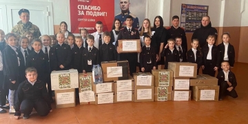 Казачата участвуют в акции «Посылка солдату»