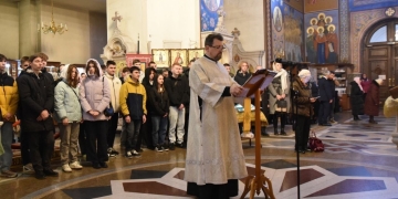 Казачья молодежь посетила литургию