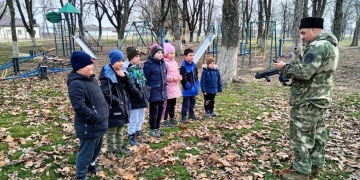 Для подрастающего поколения провели военно-тактическую игру