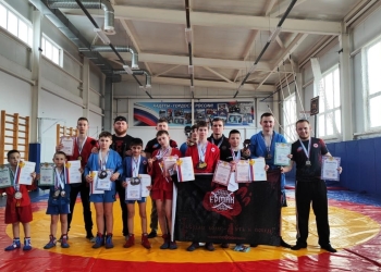 Воспитанники клуба «Ермак» стали призерами в соревнованиях по самбо
