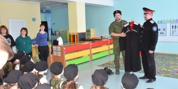 Абинские казаки посетили детский сад